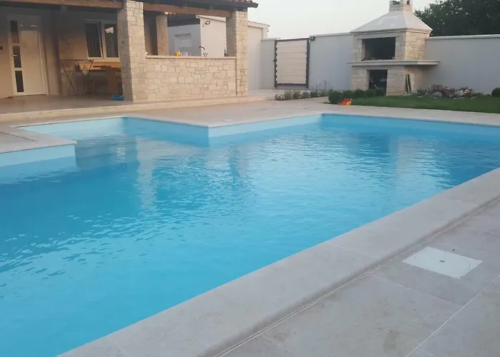 Villa Lucas
